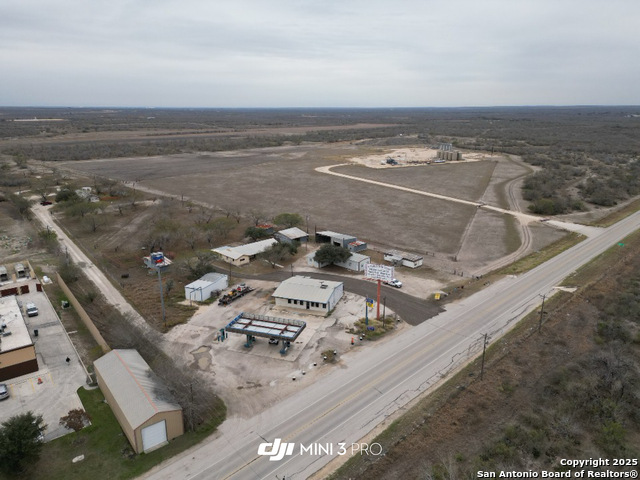 866 Fm 99 Property Photo 19