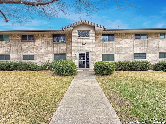 223 W Silver Sands Dr. Property Photo