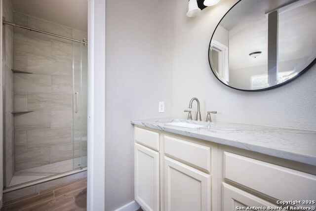 7427 Castle Trail Dr Property Photo 15
