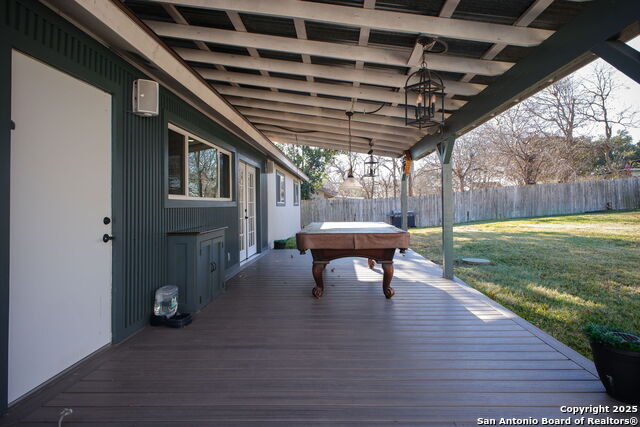 7427 Castle Trail Dr Property Photo 25