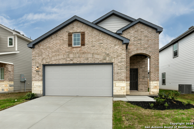 7627 Birch Hollow Property Photo 1