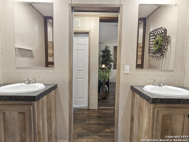 838 County Road 669 Property Photo 16