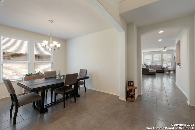 120 Aberdeen Property Photo 5