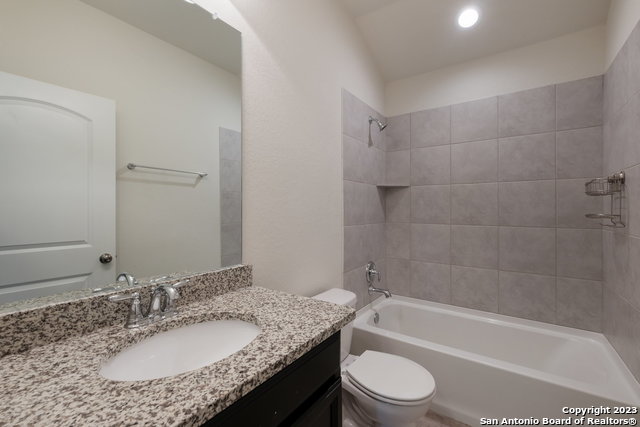 120 Aberdeen Property Photo 26
