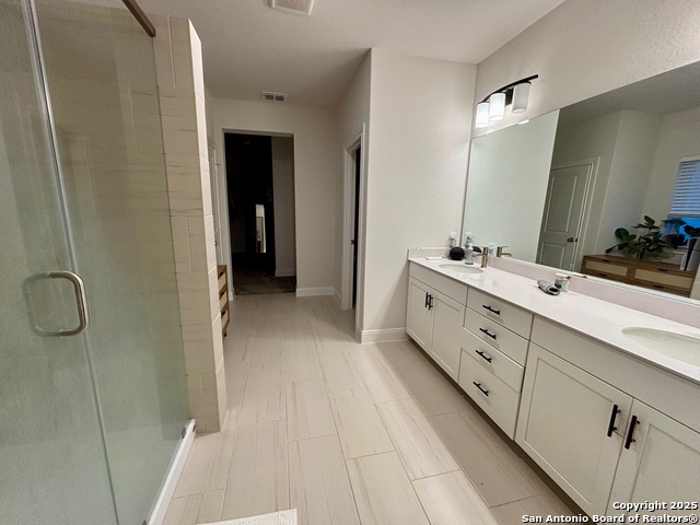 9418 Van Horn Property Photo 5