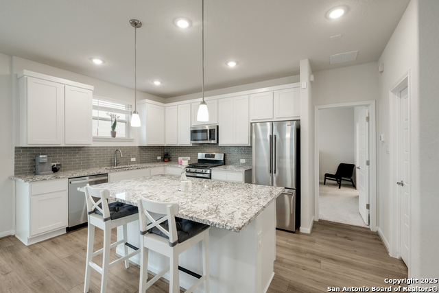 8311 Sunrise Glen Property Photo 6