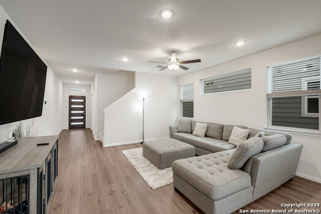 8311 Sunrise Glen Property Photo 11