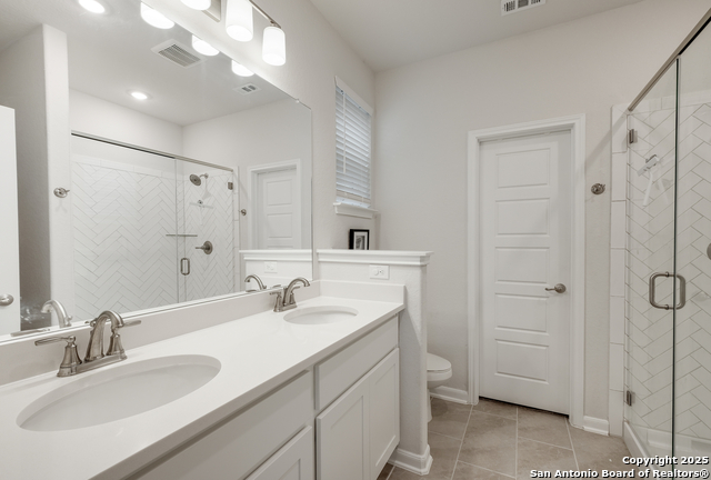 8311 Sunrise Glen Property Photo 17