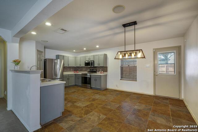104 Katie Court Property Photo 6