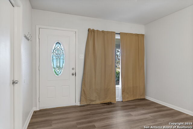 866 Pennystone Ave Property Photo 6