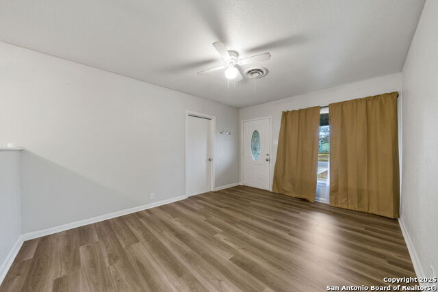 866 Pennystone Ave Property Photo 7