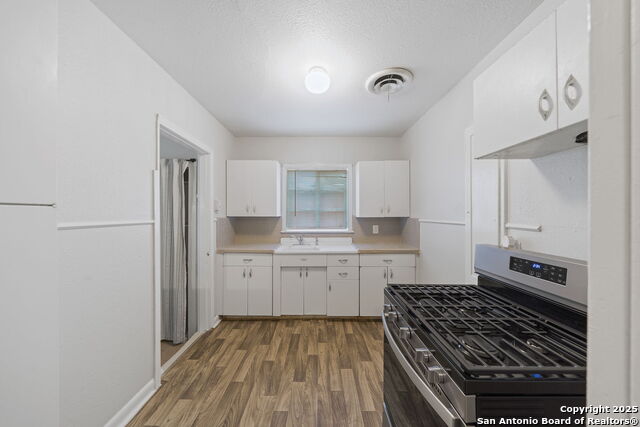 866 Pennystone Ave Property Photo 9