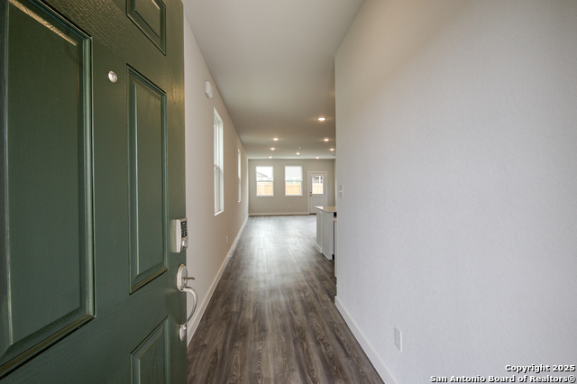 5702 Agate Circle Property Photo 2