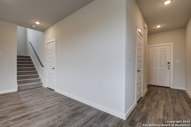 5703 Quartz Terrace Property Photo 4