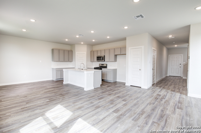 5710 Agate Circle Property Photo 4