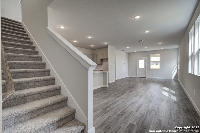 5815 Rams Cove Property Photo 2