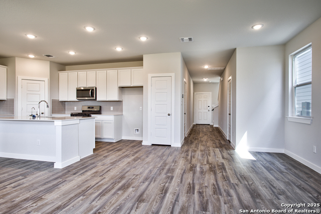 7338 Teal Trace Property Photo 4