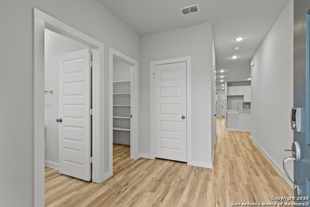 2520 Solon Lane Property Photo 2