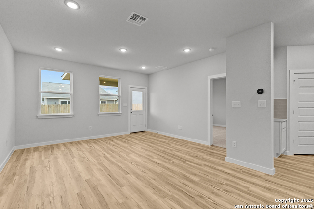 2520 Solon Lane Property Photo 11
