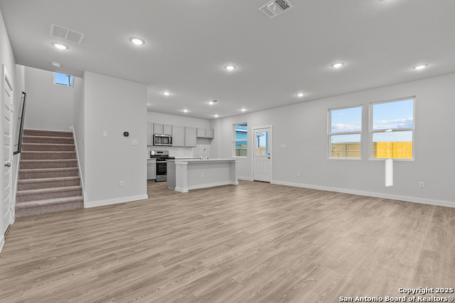 9926 Forestier Grn Property Photo 3
