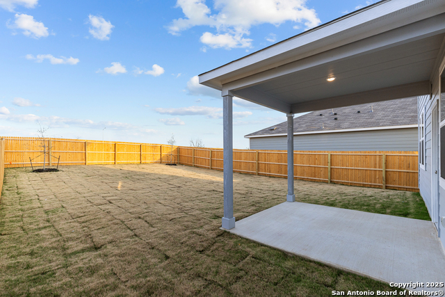 9926 Forestier Grn Property Photo 24