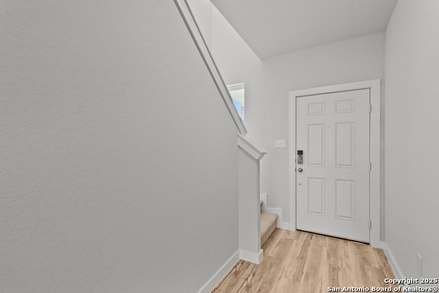 9946 Forestier Green Property Photo 3