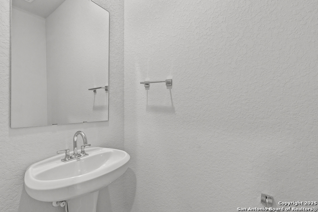 9946 Forestier Green Property Photo 24