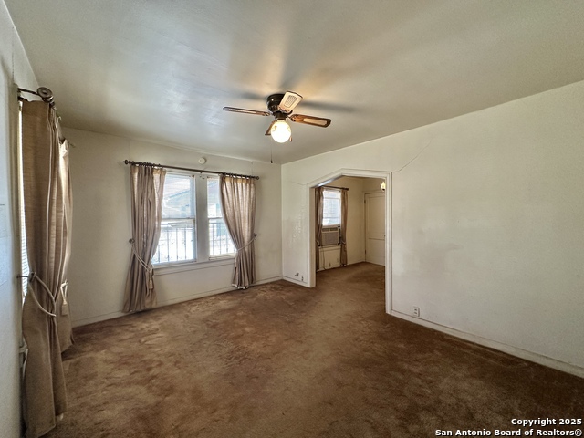 227 Cavalier Ave Property Photo 2