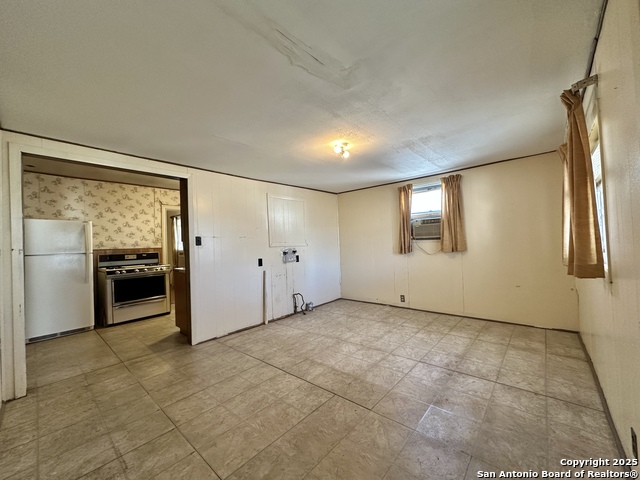 227 Cavalier Ave Property Photo 8
