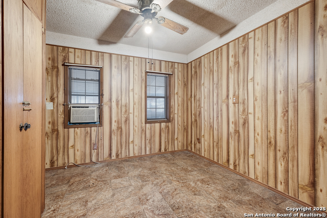 810 Eldorado St Property Photo 18