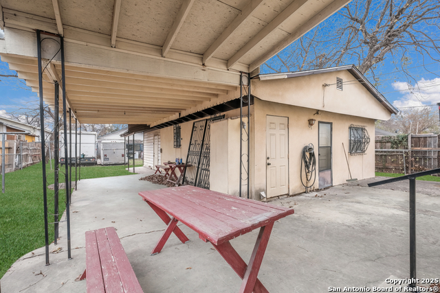 810 Eldorado St Property Photo 26