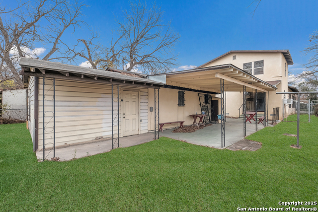 810 Eldorado St Property Photo 27