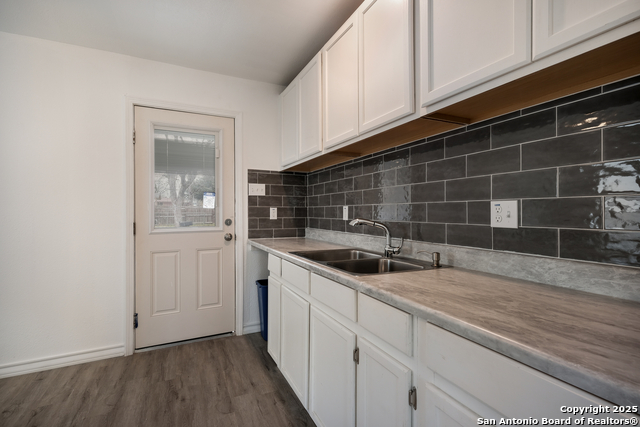 631 Overhill Dr Property Photo 10