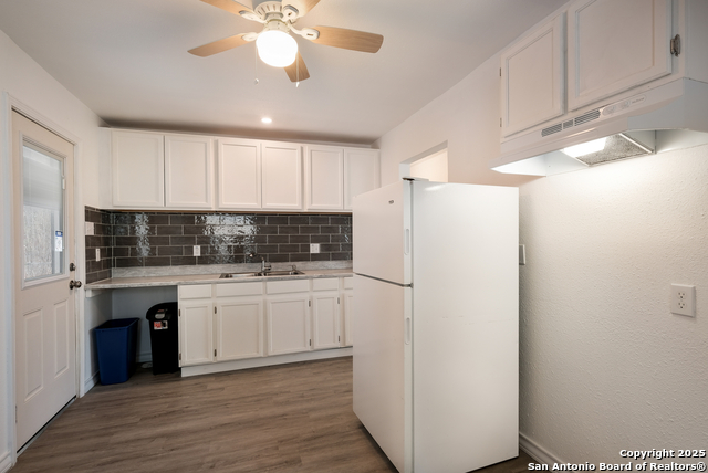 631 Overhill Dr Property Photo 11