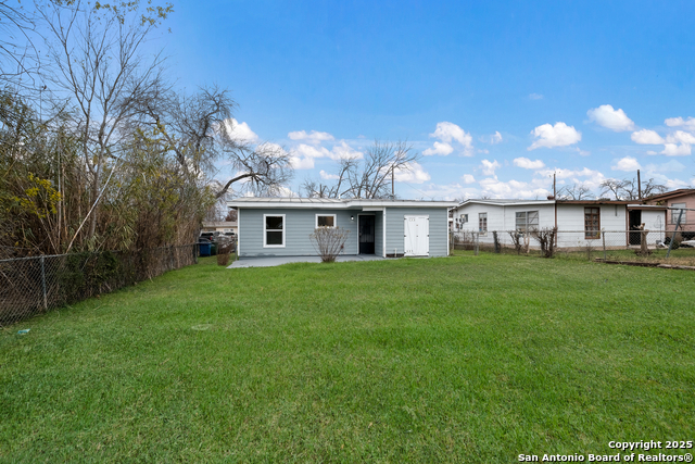 631 Overhill Dr Property Photo 27