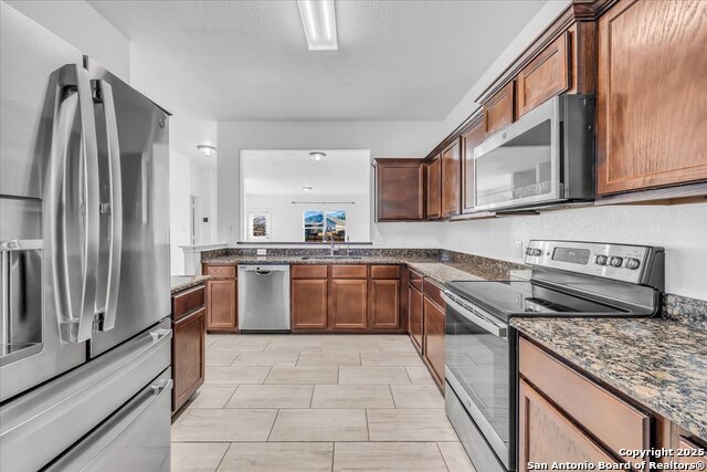 6630 Luckey Tree Property Photo 6