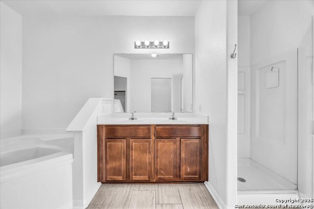 6630 Luckey Tree Property Photo 15