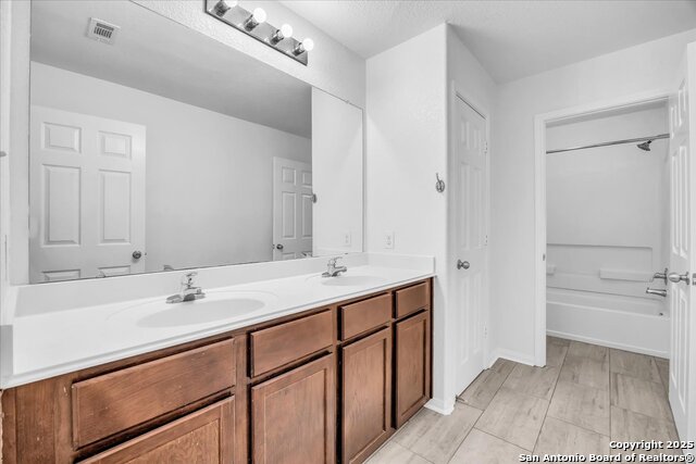 6630 Luckey Tree Property Photo 21