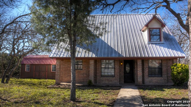 1147 Fm 2748 Property Photo 1