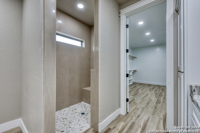 956 Horseshoe Falls Property Photo 20