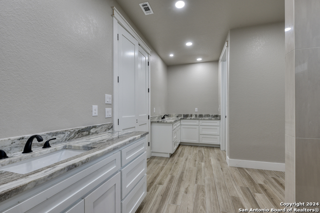 956 Horseshoe Falls Property Photo 21