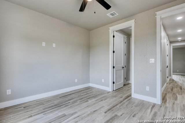 956 Horseshoe Falls Property Photo 28