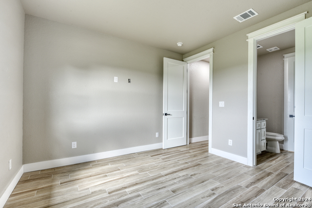 956 Horseshoe Falls Property Photo 32