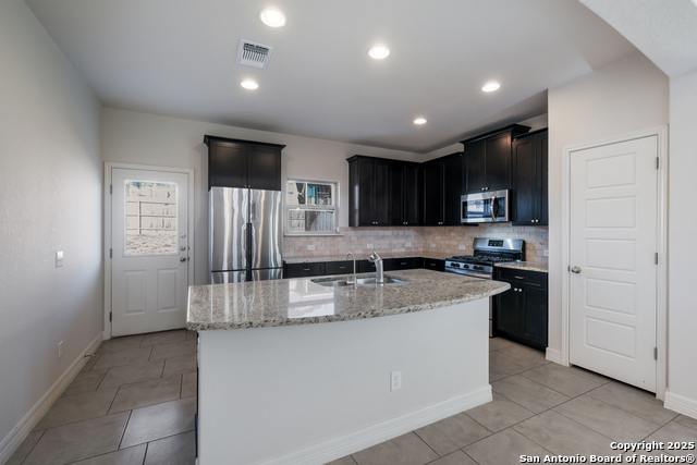 10637 Jasmine Bluff Property Photo 12