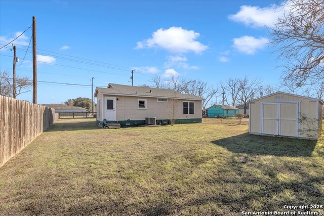 1641 Post Road Property Photo 5