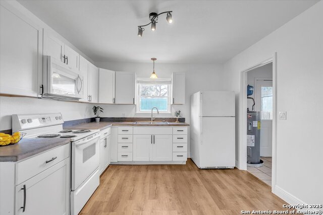 1641 Post Road Property Photo 18