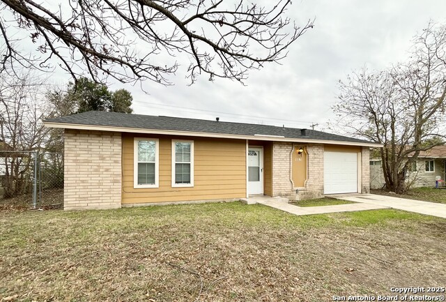 2106 Henrietta St Property Photo 29