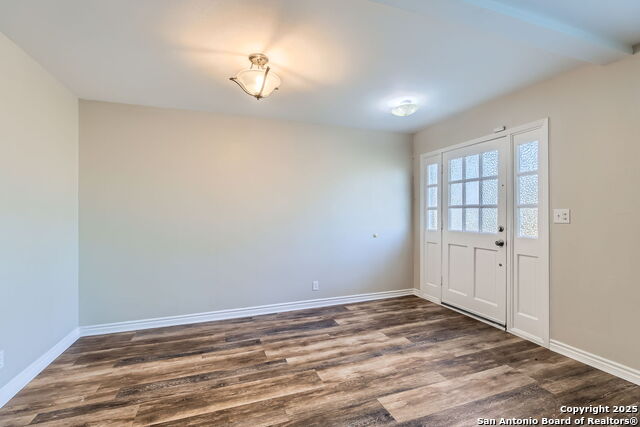 6522 Spring Manor St Property Photo 4