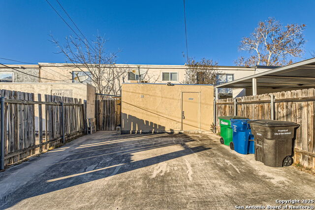 6522 Spring Manor St Property Photo 27