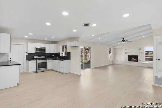 307 Delany St Property Photo 13